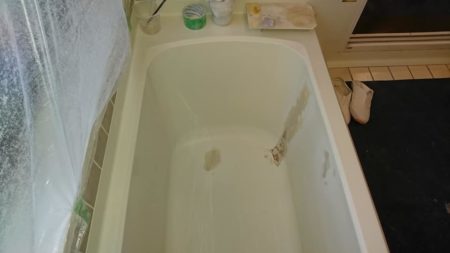 お風呂浴槽ひび割れ修理断熱材あり
